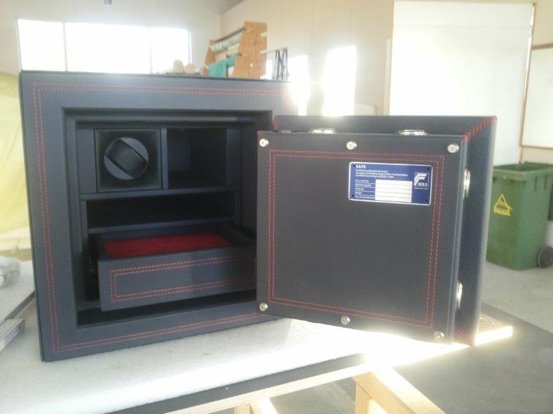 Tapicerowanie sejfów